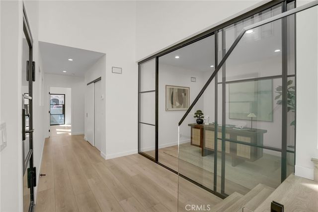 58 66th, Long Beach, CA 90803