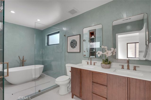58 66th, Long Beach, CA 90803