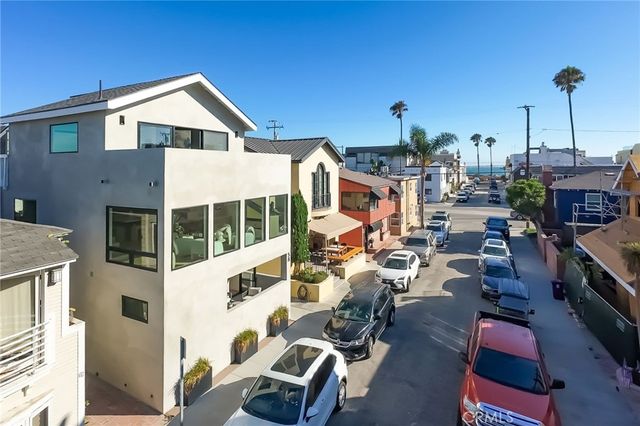 58 66th, Long Beach, CA 90803
