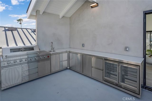 58 66th, Long Beach, CA 90803