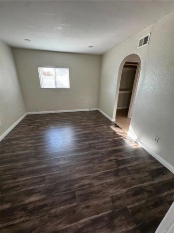 1088 Fuchsia Lane, San Diego, CA 92154