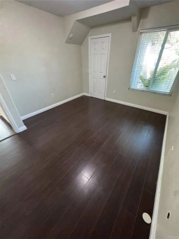 1088 Fuchsia Lane, San Diego, CA 92154