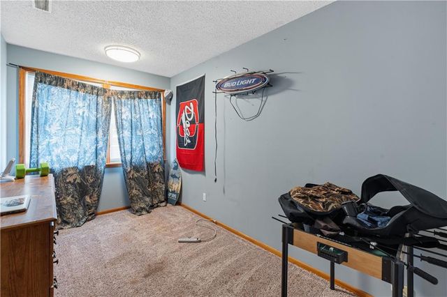 11449 Starr School Road, Odessa, MO 64076
