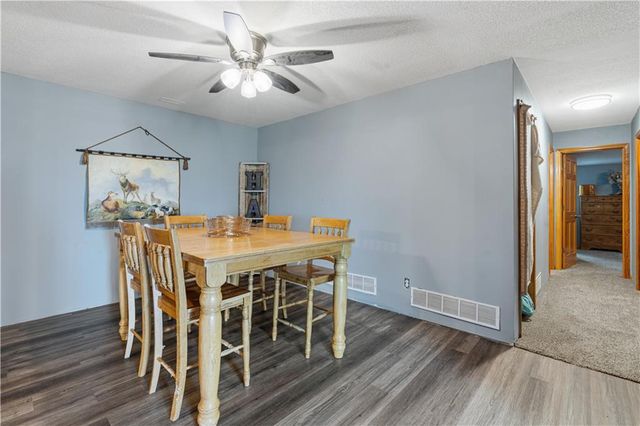 11449 Starr School Road, Odessa, MO 64076