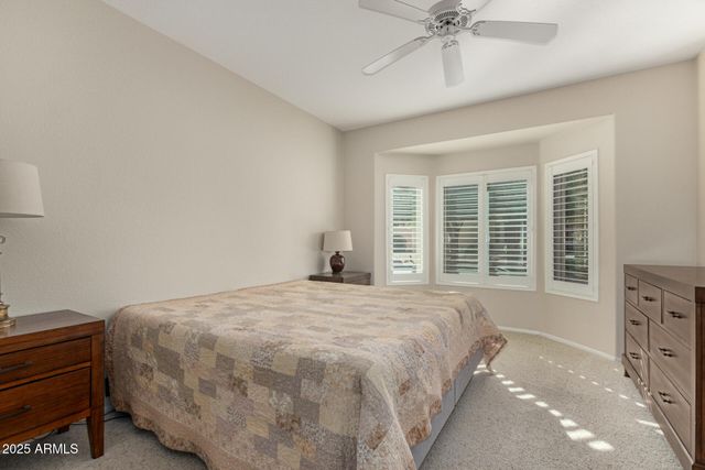 15627 W DESERT CROWN Way, Surprise, AZ 85374