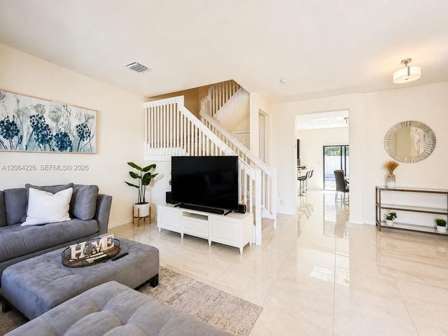 10545 W 32nd Ln 0, Hialeah, FL 33018