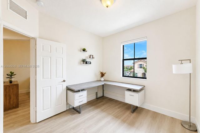 10545 W 32nd Ln 0, Hialeah, FL 33018