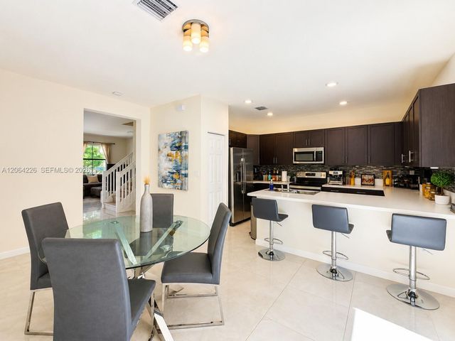 10545 W 32nd Ln 0, Hialeah, FL 33018