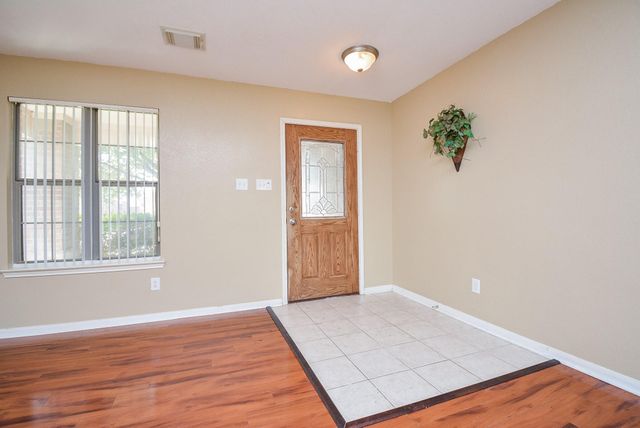 15426 Lynford Crest Drive, Houston, TX 77083