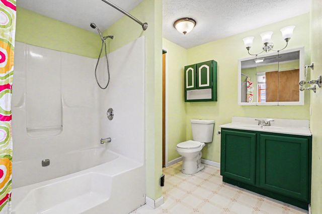 285 E 1st Street, Braidwood, IL 60408