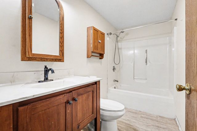 285 E 1st Street, Braidwood, IL 60408