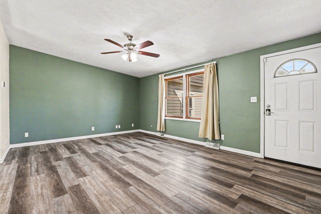 285 E 1st Street, Braidwood, IL 60408