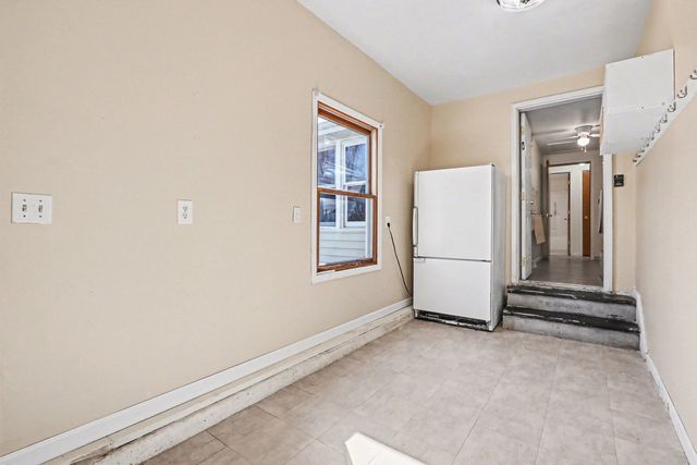 285 E 1st Street, Braidwood, IL 60408