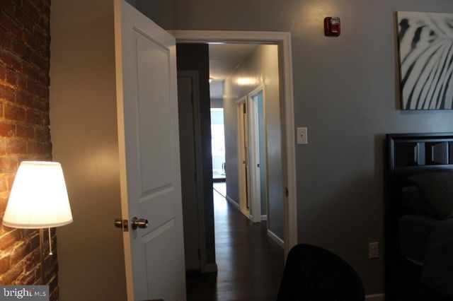 5923 N BROAD ST, Philadelphia, PA 19141