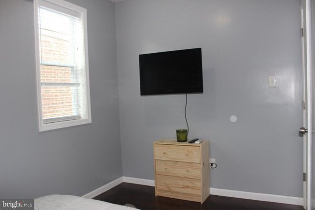 5923 N BROAD ST, Philadelphia, PA 19141