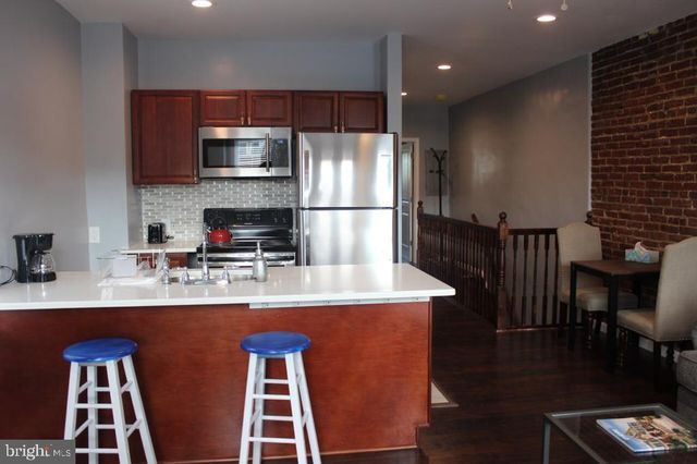 5923 N BROAD ST, Philadelphia, PA 19141