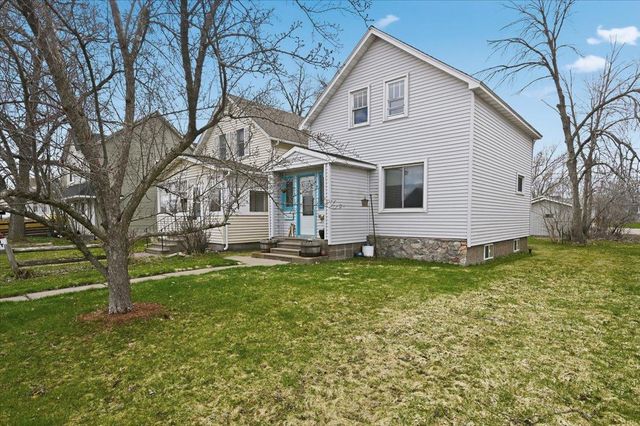 2611 Banks Avenue, Superior, WI 54880