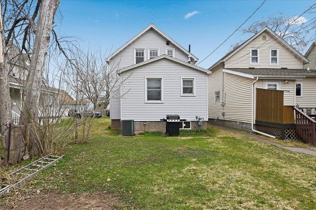 2611 Banks Avenue, Superior, WI 54880