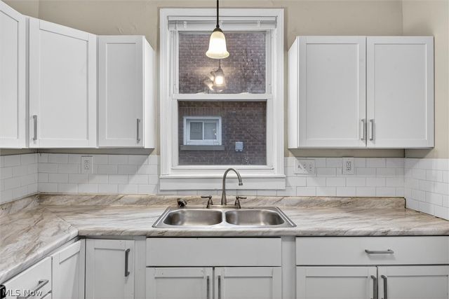 12912 Maplerow Avenue, Garfield Heights, OH 44105