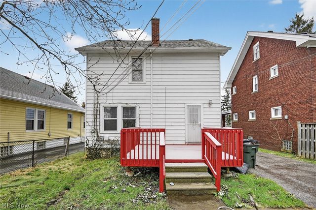 12912 Maplerow Avenue, Garfield Heights, OH 44105