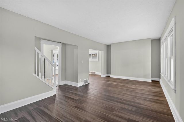 12912 Maplerow Avenue, Garfield Heights, OH 44105