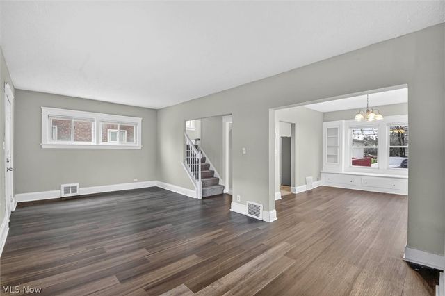 12912 Maplerow Avenue, Garfield Heights, OH 44105