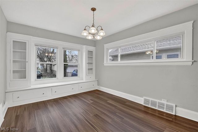 12912 Maplerow Avenue, Garfield Heights, OH 44105