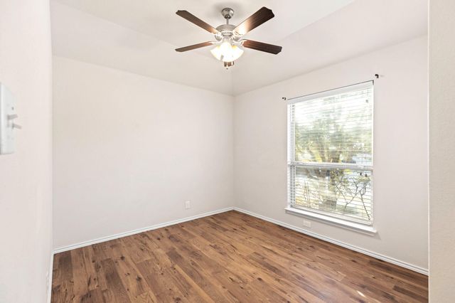 598 Dragon Ridge RD, Buda, TX 78610