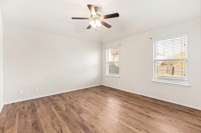 598 Dragon Ridge RD, Buda, TX 78610