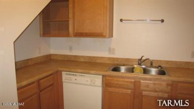 527 N Jacobus Avenue, Tucson, AZ 85705