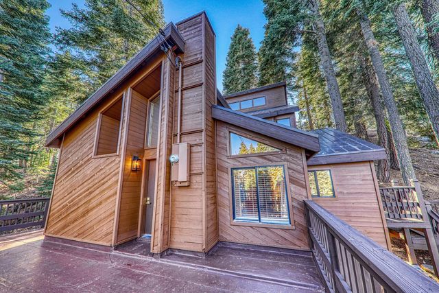 11504 Skislope Way, Truckee, CA 96161