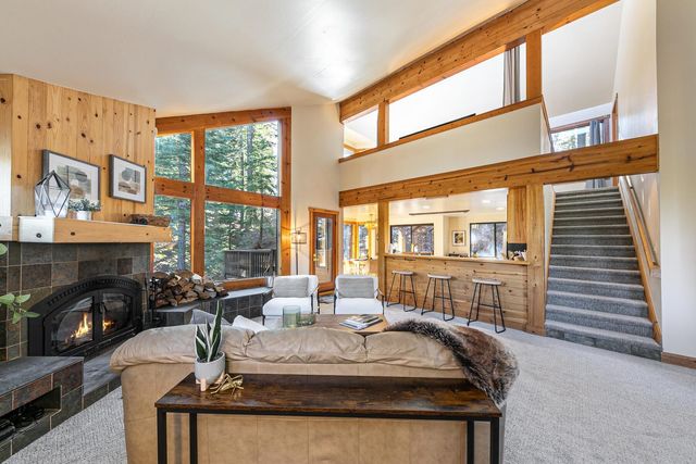11504 Skislope Way, Truckee, CA 96161