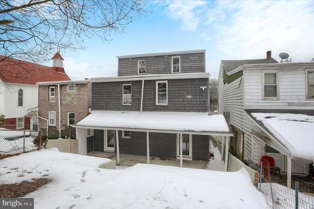 199 MARKET ST, Cumbola, PA 17930