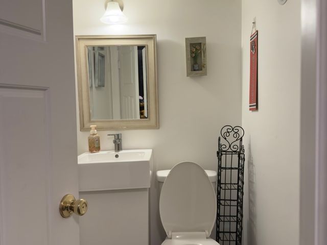 1931 S 2nd Avenue, Maywood, IL 60153