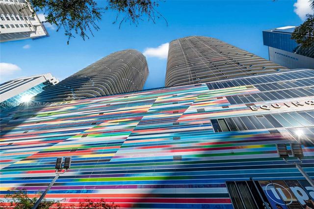 45 SW 9th St 3807, Miami, FL 33130