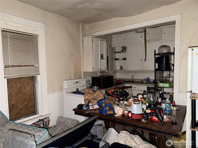 1408 S Union Avenue, Tacoma, WA 98405