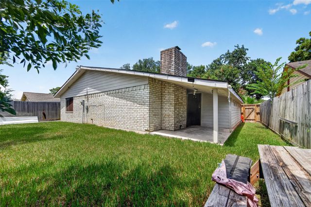 5519 Irish Hill Drive, Houston, TX 77053