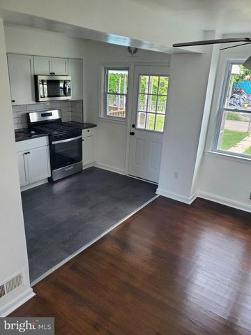 1534 DOOLITTLE RD, Baltimore, MD 21221