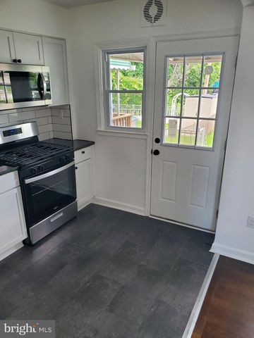 1534 DOOLITTLE RD, Baltimore, MD 21221