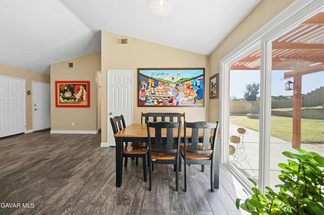 502 Hilltop Terrace, Palmdale, CA 93551