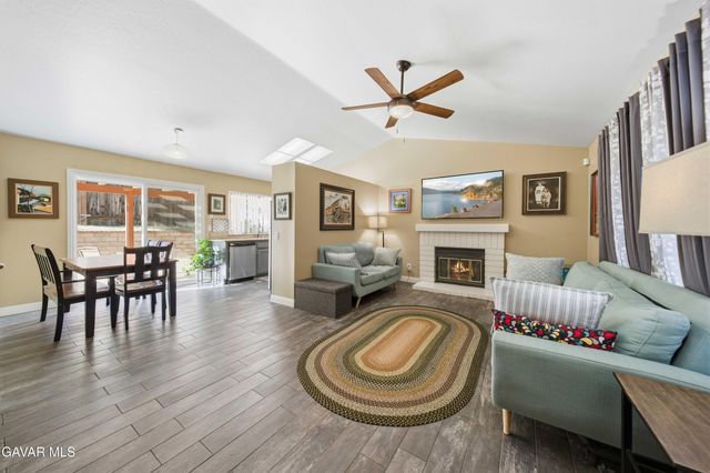 502 Hilltop Terrace, Palmdale, CA 93551