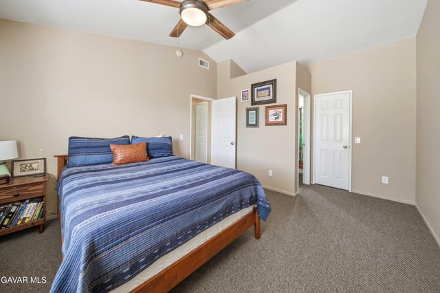 502 Hilltop Terrace, Palmdale, CA 93551