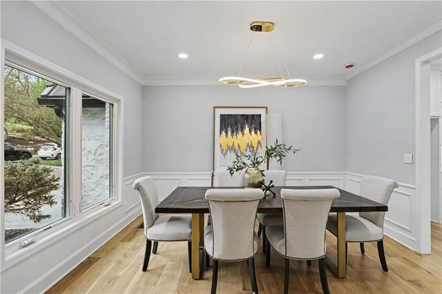 12650 Sherwood Drive, Leawood, KS 66209