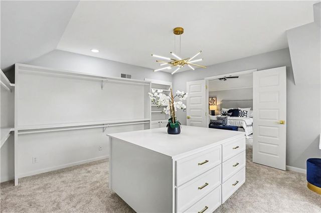 12650 Sherwood Drive, Leawood, KS 66209