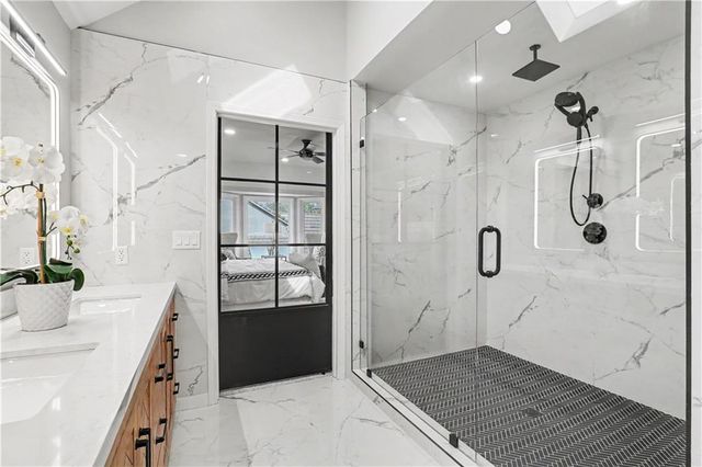 12650 Sherwood Drive, Leawood, KS 66209