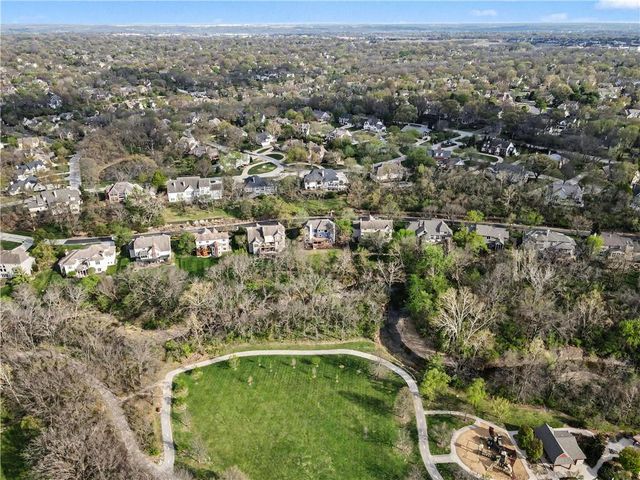 12650 Sherwood Drive, Leawood, KS 66209