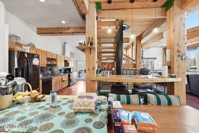 7200 W Middle Drive, Wasilla, AK 99623