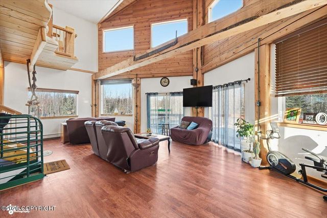 7200 W Middle Drive, Wasilla, AK 99623