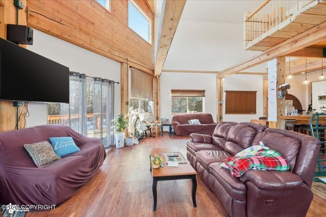 7200 W Middle Drive, Wasilla, AK 99623