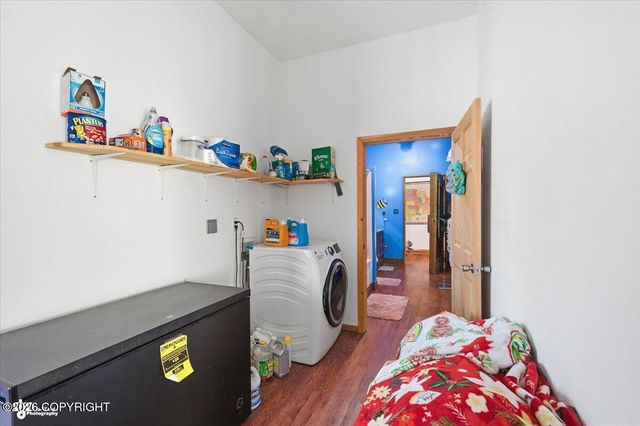 7200 W Middle Drive, Wasilla, AK 99623